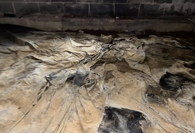 Crawl space vapor barrier